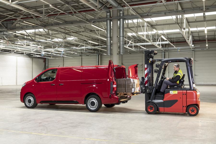  Opel Vivaro L 2019 года  (фото 5 из 7)